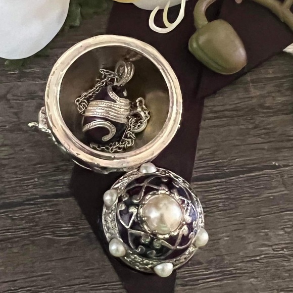 ANTIQUE TRINKET EGG - Picture 5 of 5